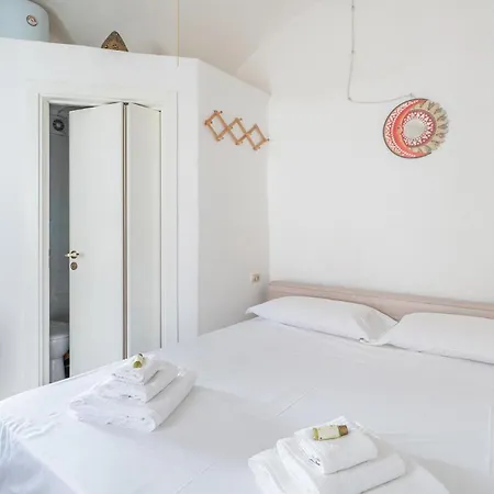 Casetta Laura By Rentbeat Apartment